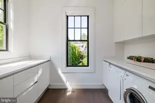 2361 N Edgewood St, Arlington, VA 22207 - Photo 23