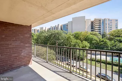 1300 Army Navy Drive #514, Arlington, VA 22202 - Photo 19