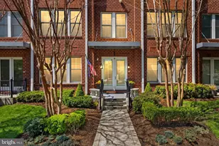 1418 N Rhodes St, Arlington, VA 22209 - Photo 9