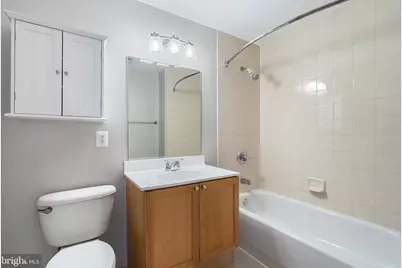 2001 15th Street N #306, Arlington, VA 22201 - Photo 33