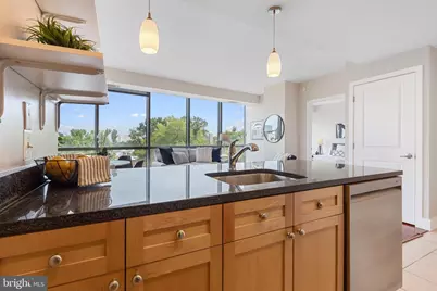 2001 15th Street N #306, Arlington, VA 22201 - Photo 11