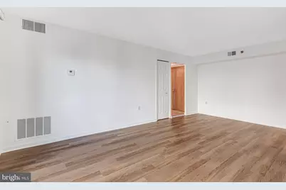 1301 N Courthouse Road #705, Arlington, VA 22201 - Photo 13