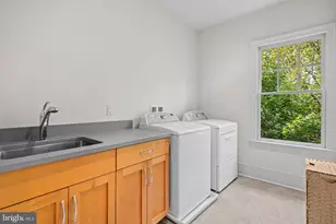 4801 29th St N, Arlington, VA 22207 - Photo 29