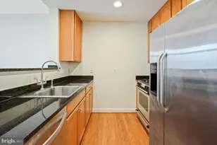 1000 N Randolph St, Arlington, VA 22201 - Photo 7
