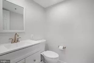 1301 N Courthouse Rd, Arlington, VA 22201 - Photo 9