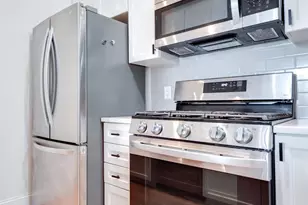 851 N Glebe Rd, Arlington, VA 22203 - Photo 3