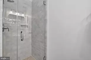 3708 N Vermont N, Arlington, VA 22207 - Photo 35