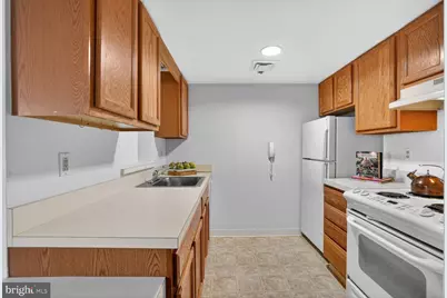 900 N Taylor Street #909, Arlington, VA 22203 - Photo 3