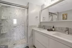 1301 N Courthouse Rd, Arlington, VA 22201 - Photo 21
