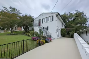 2109 S Lowell St, Arlington, VA 22204 - Photo 3