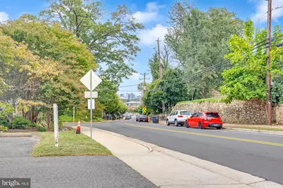 4201 Cherry Hill Road #504, Arlington, VA 22207 - Photo 5