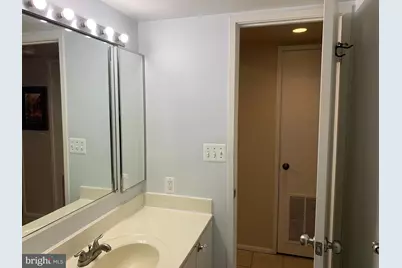 1600 N Oak Street #706, Arlington, VA 22209 - Photo 13