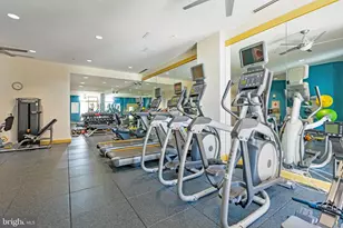 2720 S Arlington Mill Dr, Arlington, VA 22206 - Photo 25