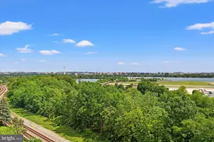 1805 Crystal Dr, Arlington, VA 22202 - Photo 17