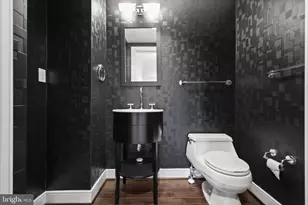 1111 19th St N, Arlington, VA 22209 - Photo 13