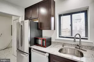 4930 19th St N, Arlington, VA 22207 - Photo 9