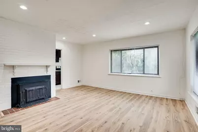 4930 19th Street N, Arlington, VA 22207 - Photo 5