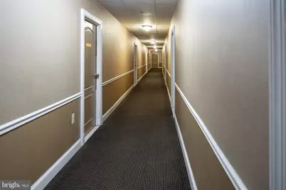 1211 S Eads Street #102, Arlington, VA 22202 - Photo 17