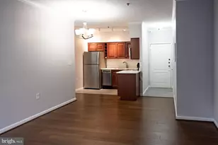 1211 S Eads St, Arlington, VA 22202 - Photo 3