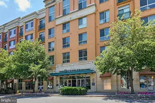 2200 N Westmoreland St, Arlington, VA 22213 - Photo 1