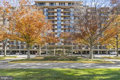 1300 Army Navy Drive #104, Arlington, VA 22202 - Photo 17
