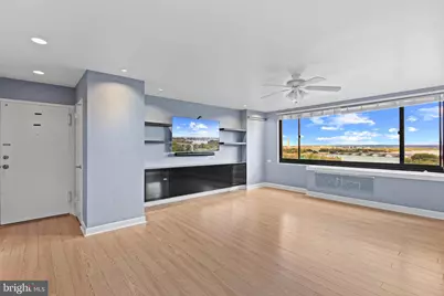 1021 Arlington Boulevard N #1131, Arlington, VA 22209 - Photo 5