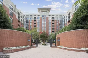 1021 N Garfield St, Arlington, VA 22201 - Photo 1