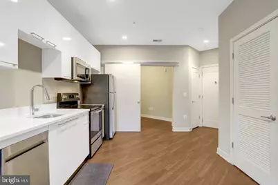 989 S Buchanan Street #208, Arlington, VA 22204 - Photo 5
