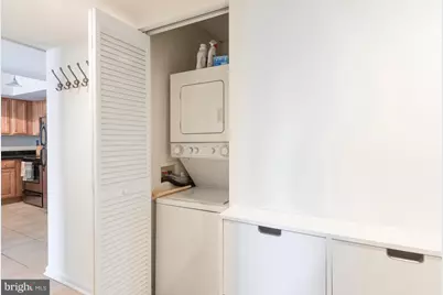 1001 N Randolph Street #811, Arlington, VA 22201 - Photo 15