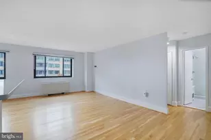 1200 S Arlington Ridge Road S, Arlington, VA 22202 - Photo 11