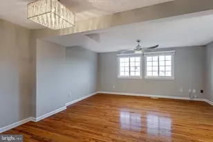 1619 10th St S, Arlington, VA 22204 - Photo 7