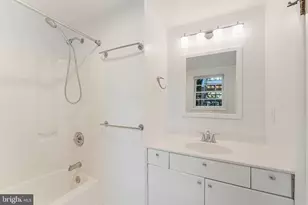 3867 N Chesterbrook Rd, Arlington, VA 22207 - Photo 43