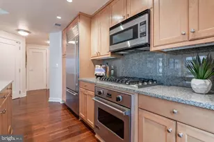 1111 19th St N, Arlington, VA 22209 - Photo 7