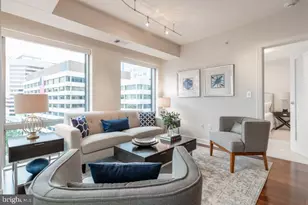 1111 19th St N, Arlington, VA 22209 - Photo 3