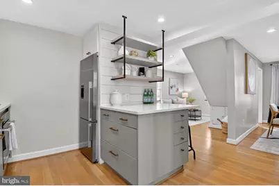 109 N Brookside Drive, Arlington, VA 22201 - Photo 7