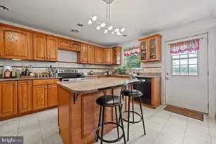 6517 29th St N, Arlington, VA 22213 - Photo 15