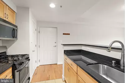 231 N Thomas Street #105, Arlington, VA 22203 - Photo 9