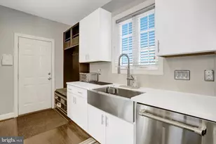 3402 8th St S, Arlington, VA 22204 - Photo 11
