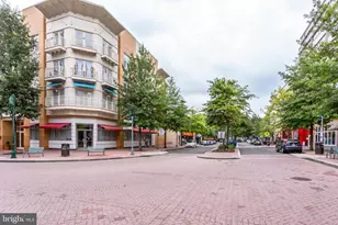 2720 S Arlington Mill Dr, Arlington, VA 22206 - Photo 29