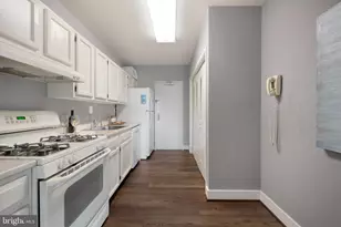 4141 N Henderson Rd, Arlington, VA 22203 - Photo 7