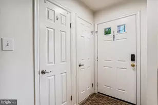 5039 9th St S, Arlington, VA 22204 - Photo 3