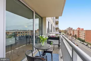 1301 S Arlington Ridge Rd, Arlington, VA 22202 - Photo 21