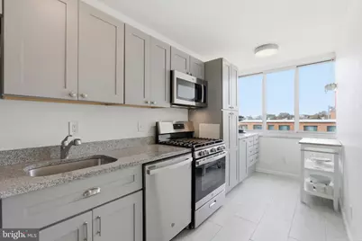 1301 S Arlington Ridge Road #610, Arlington, VA 22202 - Photo 31