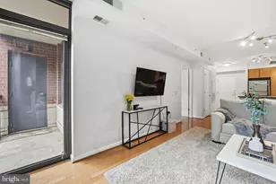 1021 N Garfield St, Arlington, VA 22201 - Photo 17