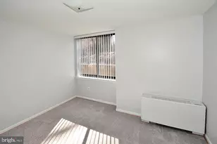 4390 Lorcom Ln, Arlington, VA 22207 - Photo 11