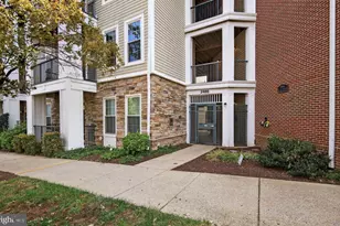 2465 Army Navy Dr, Arlington, VA 22206 - Photo 19