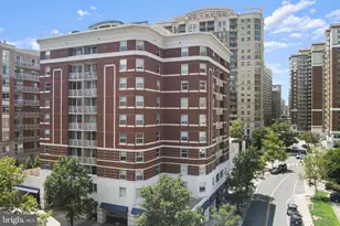 880 N Pollard Street N, Arlington, VA 22203 - Photo 47