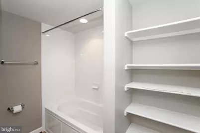 4079 S Four Mile Run Drive #402, Arlington, VA 22204 - Photo 15