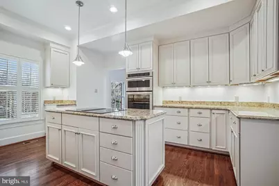 4500 35th Road N, Arlington, VA 22207 - Photo 17