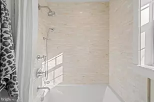 3361 S Wakefield St, Arlington, VA 22206 - Photo 15